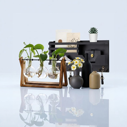 Decor and Tool
